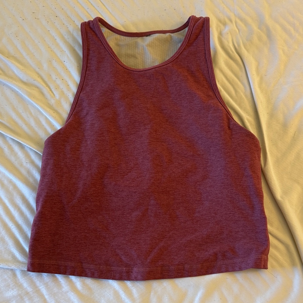 Vuori Sleeveless Maroon Workout Top